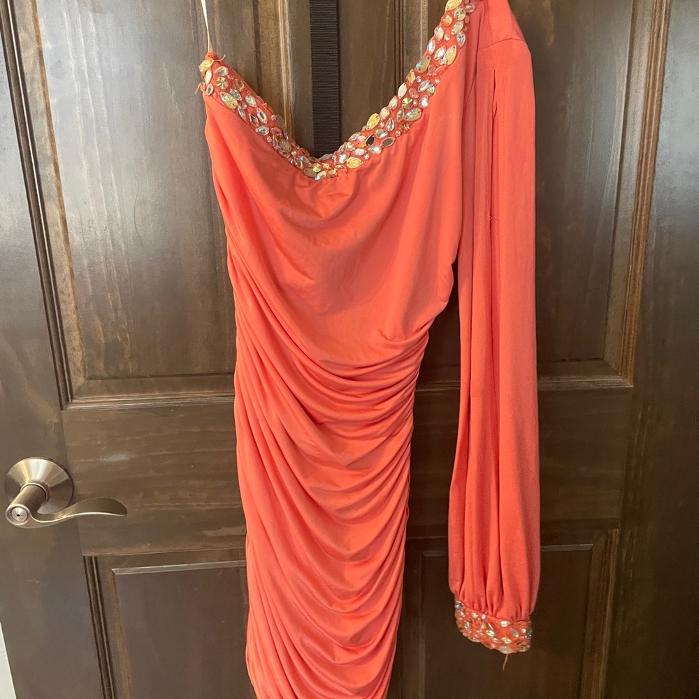 One shoulder dress